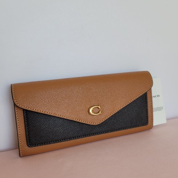 COACH Wyn Colorblocked Crossgrain Leather Large Wallet- Light Camel Multi⭐ - Picture 2 of 16